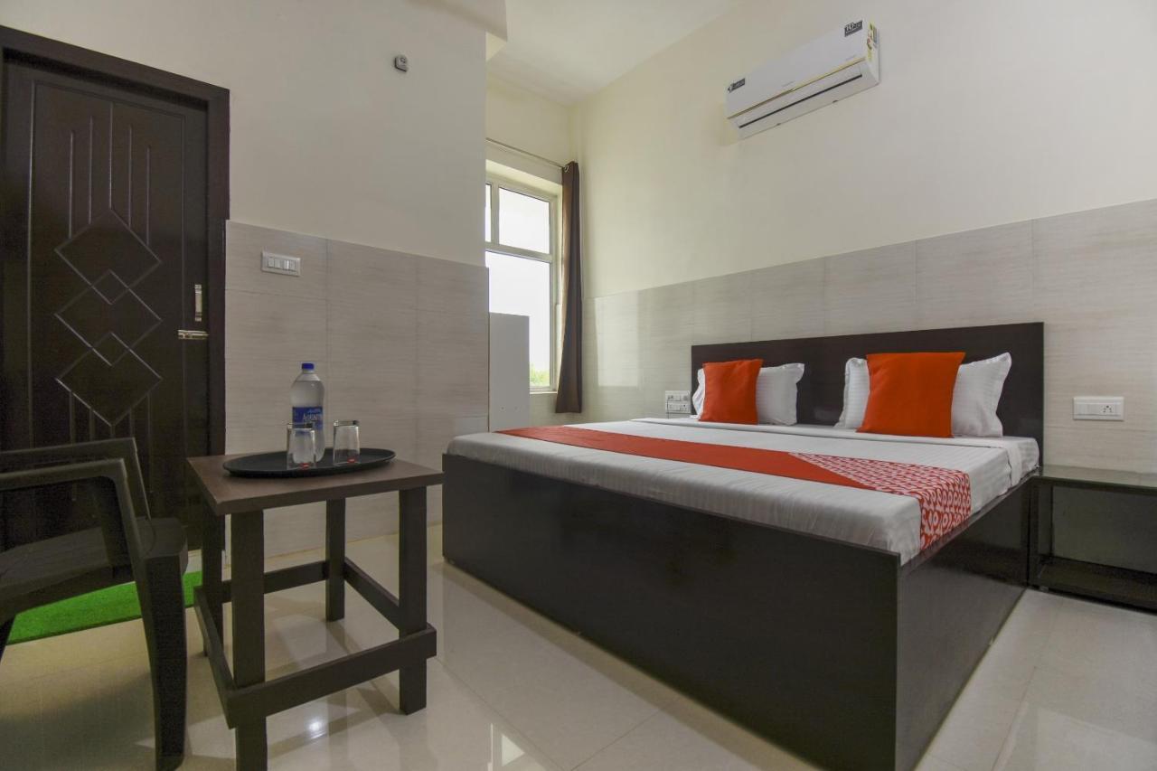 Flagship 75751 Hotel Surya Bahadrabad Dış mekan fotoğraf