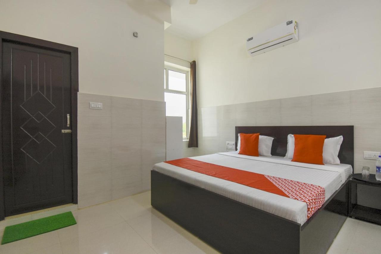 Flagship 75751 Hotel Surya Bahadrabad Dış mekan fotoğraf
